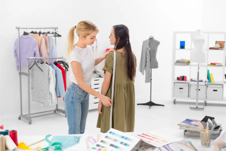 Excellent Clothing Alterations in Saugus, MA Excellent Clothing Alterations in Saugus, MA